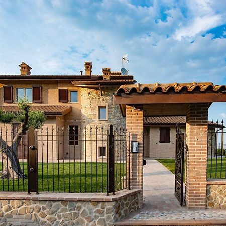 B&B Madonna Carradori Country Offagna Экстерьер фото