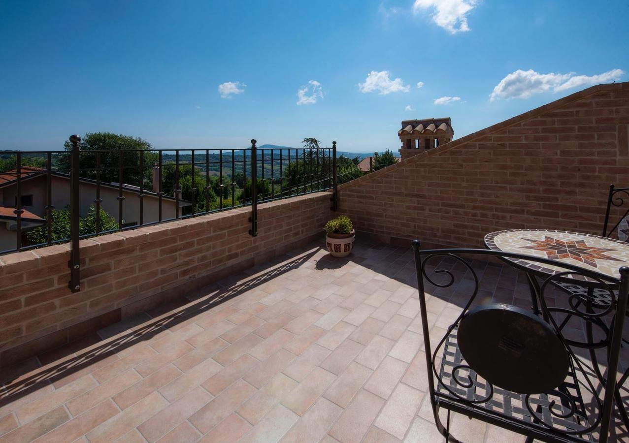 B&B Madonna Carradori Country Offagna Экстерьер фото